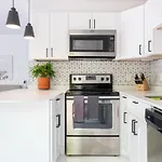 Lighthouse Guest Suites