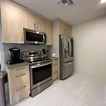The Sun House - 3 Bed, 2 Bath, Private Pool, Fire Pit, Huge Backyard