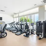 9Th Fl, Modern, Pool, Gym
