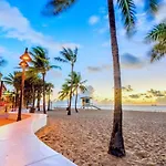 Rustic Retreats Modern 1Br For 4 Guests In The Heart Of Fort Lauderdale