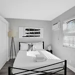Rustic Retreats Cozy 1Br For 4 Guests Minutes From Las Olas