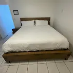 Modern Apartments Close To Downtown And The Airport