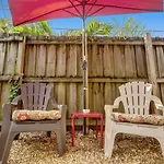 Private Studio, 5 Min. Walk To Wilton Drive
