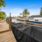 The Boat House - River Harmony Home