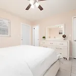 The Retreat 2 - Wilton Manors