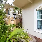 Lakeside 4Br/2.5Ba Oakland Oasis - 15 Mins To Dt!
