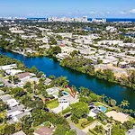 Lakefront Family Fun Home With Private Dock 3Br 2B