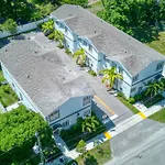 Sistrunk Shades Villas #3 - Brand New Townhomes Downtown Fort Lauderdale