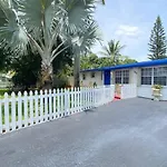 Great Location Pool Home W Pool Table 5Br
