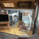 Updated Houseboat On The River!