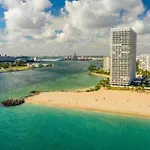 Coastal Cove Studio *5 Min To Beach*
