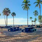 Coastal Cove Studio *5 Min To Beach*