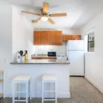 Charming 2 Bed 1 Bath Gem 10 Min To Beach!