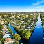 Peaceful 5Br -Waterway Views Private Heated Pool