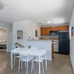 Cozy 2Bed 1 Bath 5 Min To Las Olas W/Free Parking!