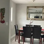 Relaxing 4 Bedroom House Perfect Florida Getaway