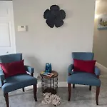 Relaxing 4 Bedroom House Perfect Florida Getaway