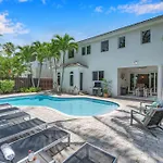 Beach Time Steps To Beach With Heated Pool And Game Roomsun Key Resldences