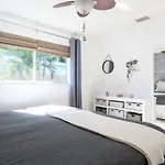 Peacock Villa 2 By Pmi