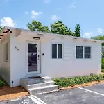 The Downtown Retreat 1