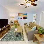 Great Escape Apartments By Lowkl