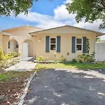 Lakefront 3 Bdrm Ftl Beach & Hard Rock Casino