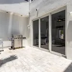 Sea Breeze By Avantstay Across From Fort Lauderdale Beach Pool Out Door Dining Fire Pit