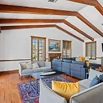 Pool & Hot Tub! Historic Fl Charm! Billiard & Ping Pong, Walk To The Beach