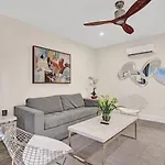 2102 Eden Collection 1Br Kitchen Steps To Beach