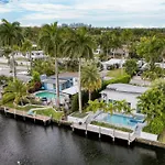 Luxury Waterfront Home W Pool Hot Tub Dock Near Las Olas Gulfstream