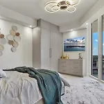 Beautifully Appointed 3 Bedroom Condo