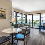 Cambria Hotel Fort Lauderdale Beach