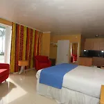Tropic Cay Beach Hotel