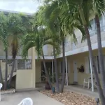 Harbor Beach Inn
