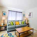 Beautiful Old Apartment With Beach Gear