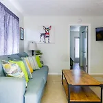 Beautiful Old Apartment With Beach Gear