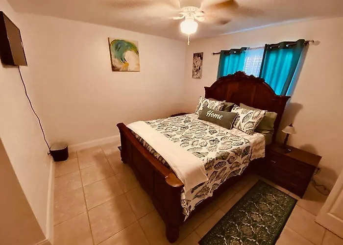 Cheerful 1-Bed On Oakland Park Fl