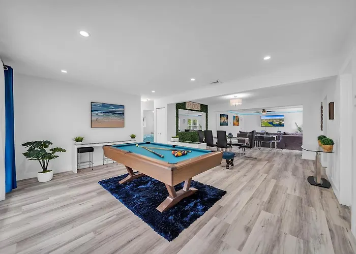 Sweet Escape 5 Br/2Ba Min From Airport And Beach