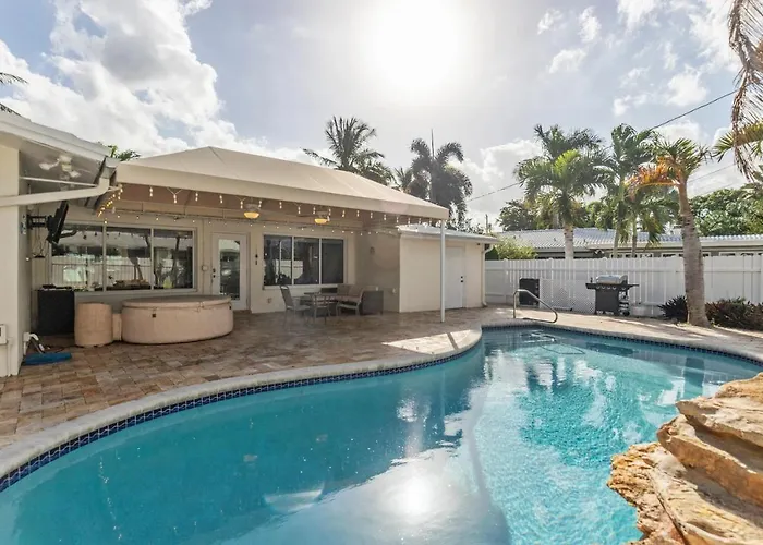 Chic Fort Lauderdale House With Private Pool