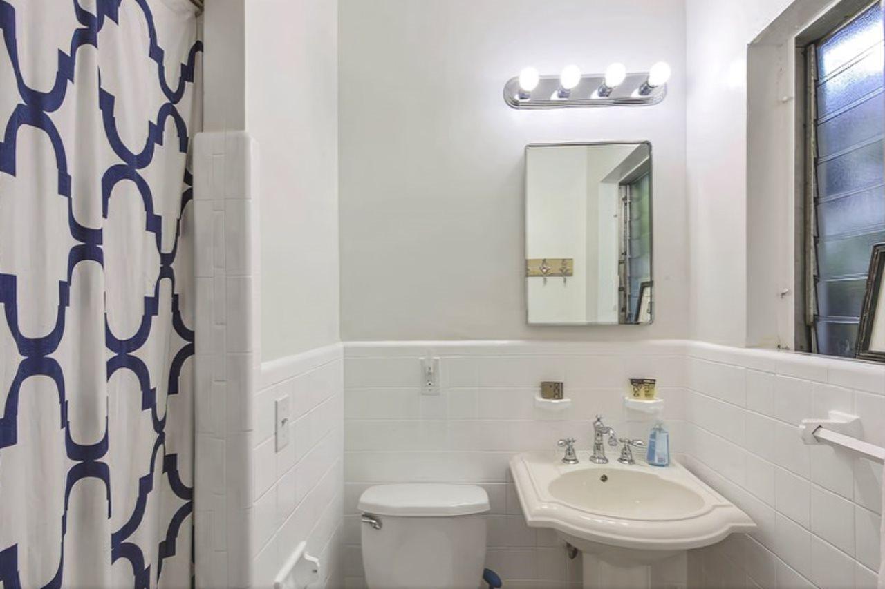 Salty Azul Apartment