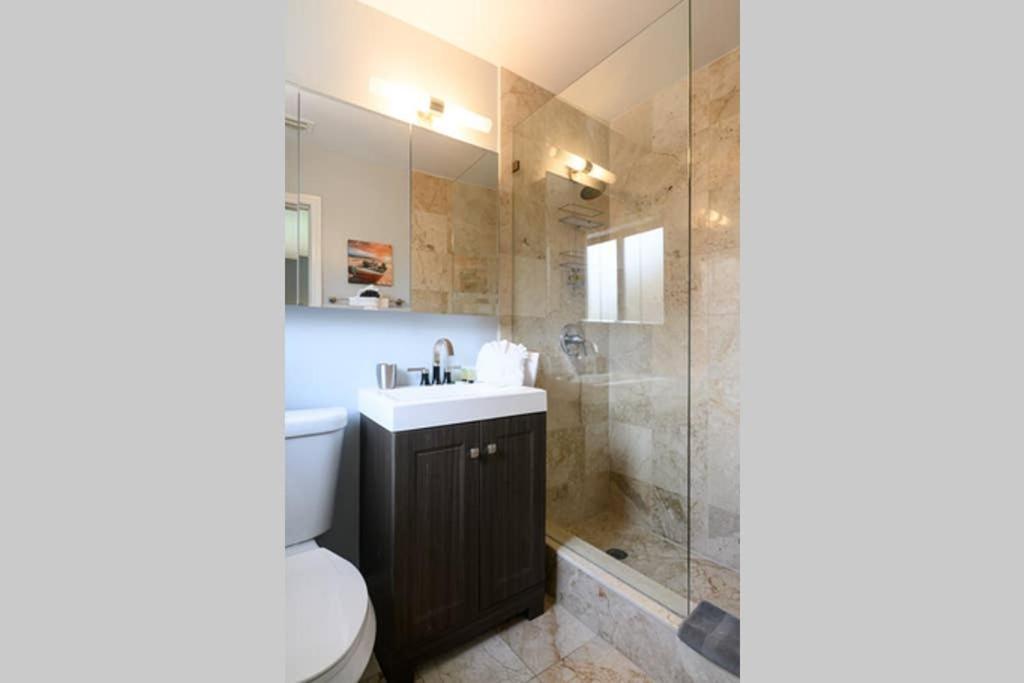 Paradise 3 Bedroom With Heated Pool Close To Holiday home Fort Lauderdale