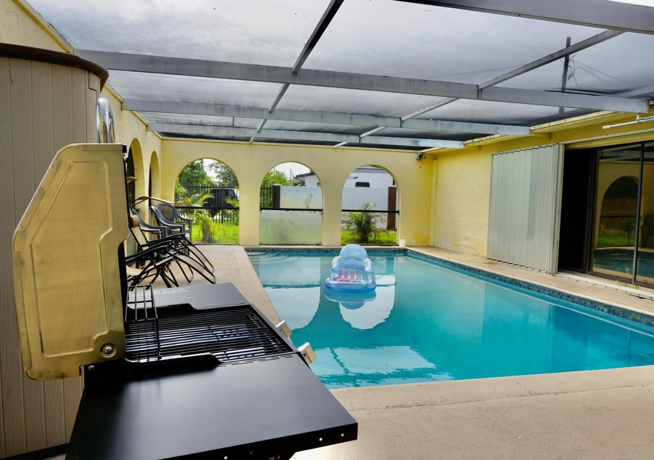 Ukiyo Hostel- Fort Lauderdale Escape