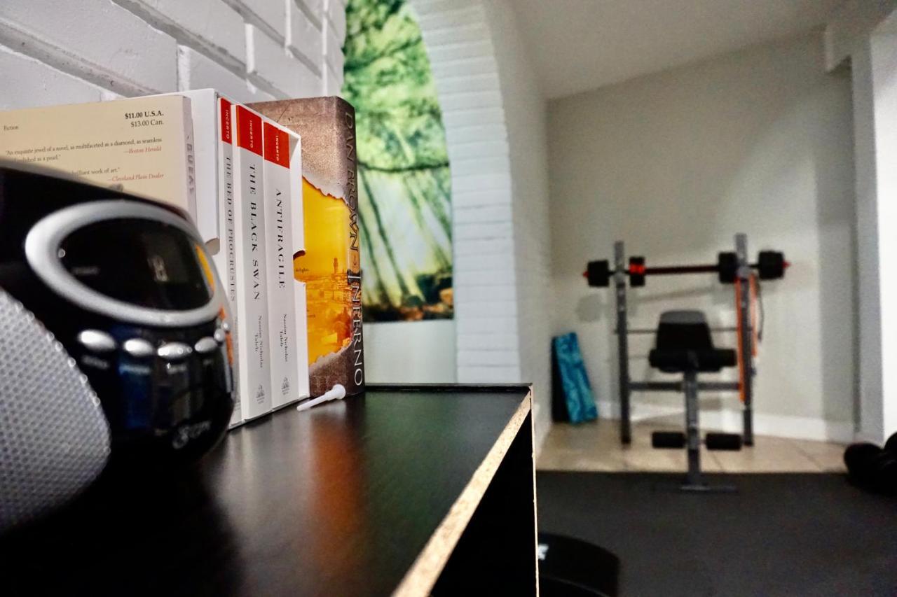 Ukiyo Hostel- Fort Lauderdale Escape Hostel