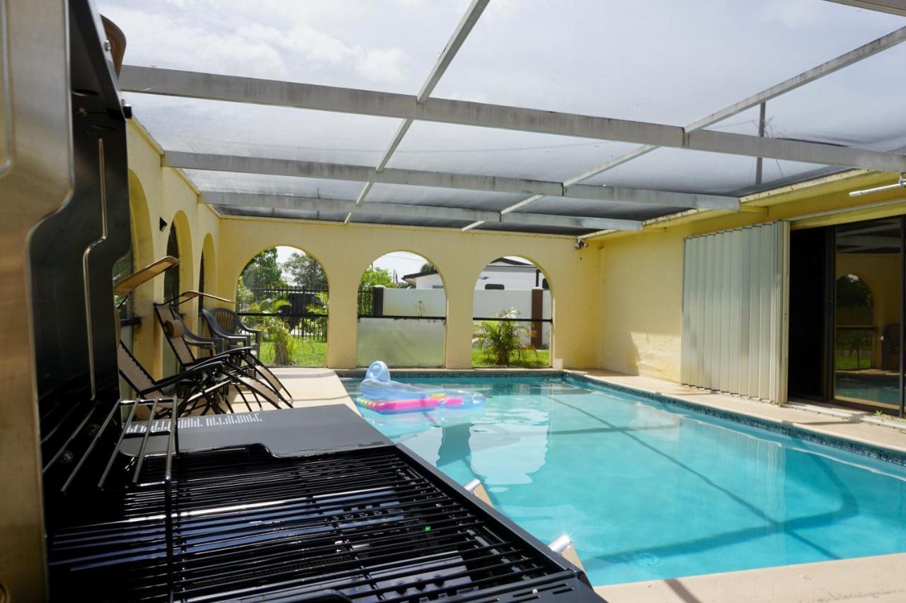 Ukiyo Hostel- Fort Lauderdale Escape
