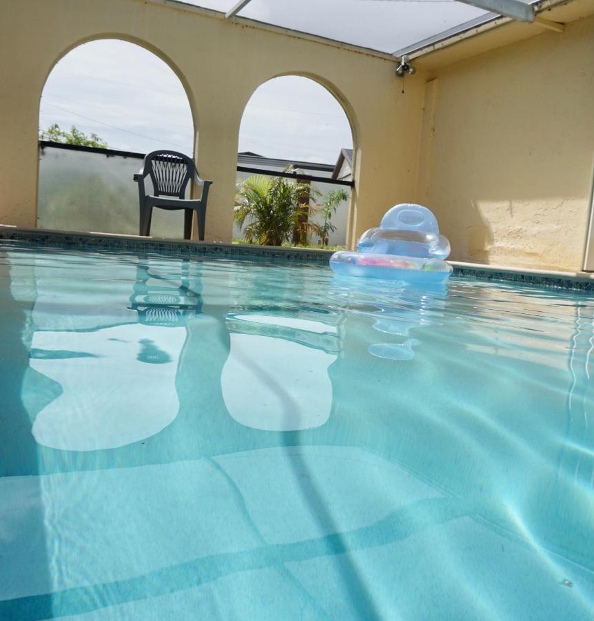 Ukiyo Hostel- Fort Lauderdale Escape Hostel Fort Lauderdale