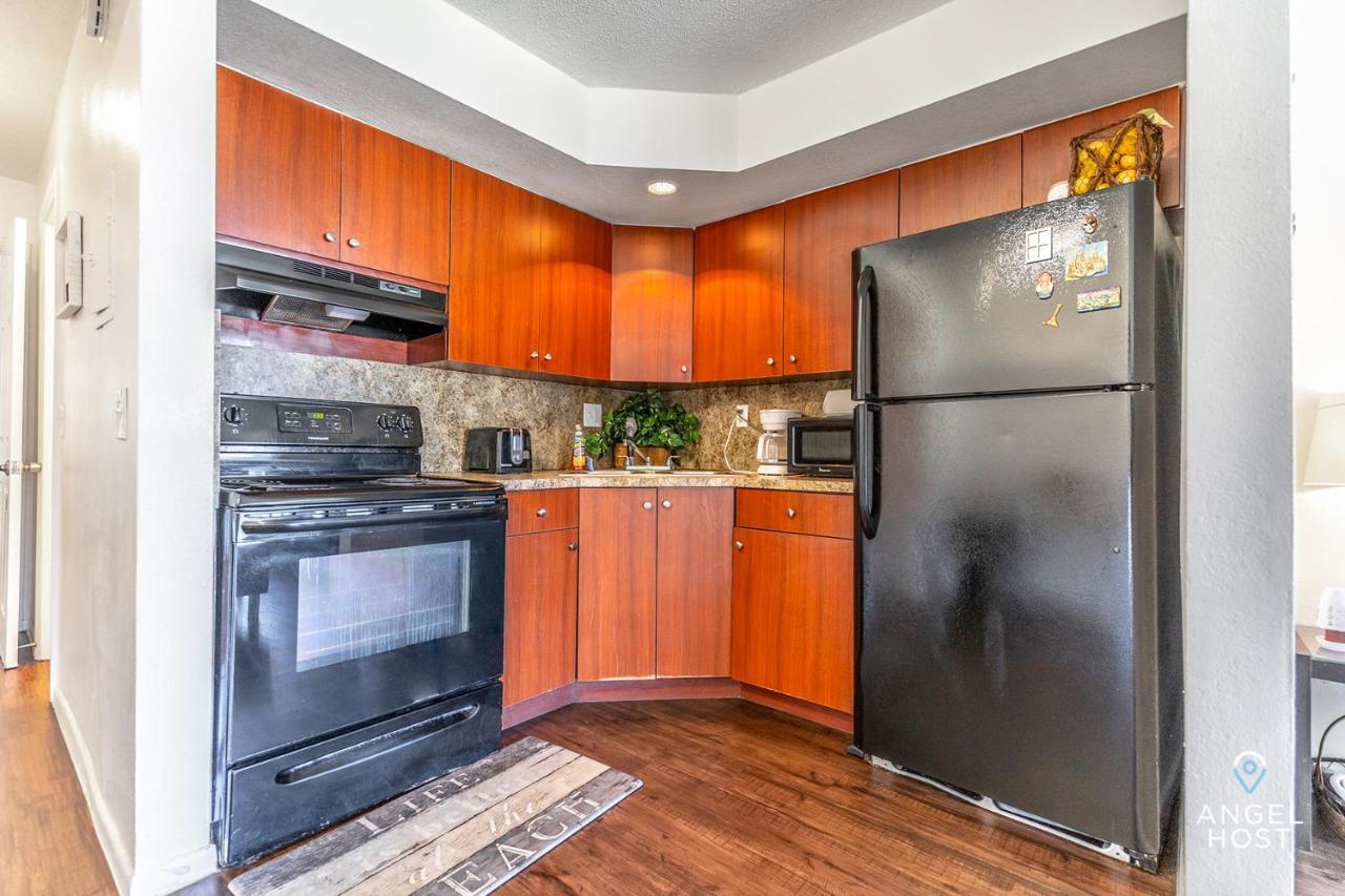 Stylish Apts In Oakland Park Near Ft Lauderdale Apartment