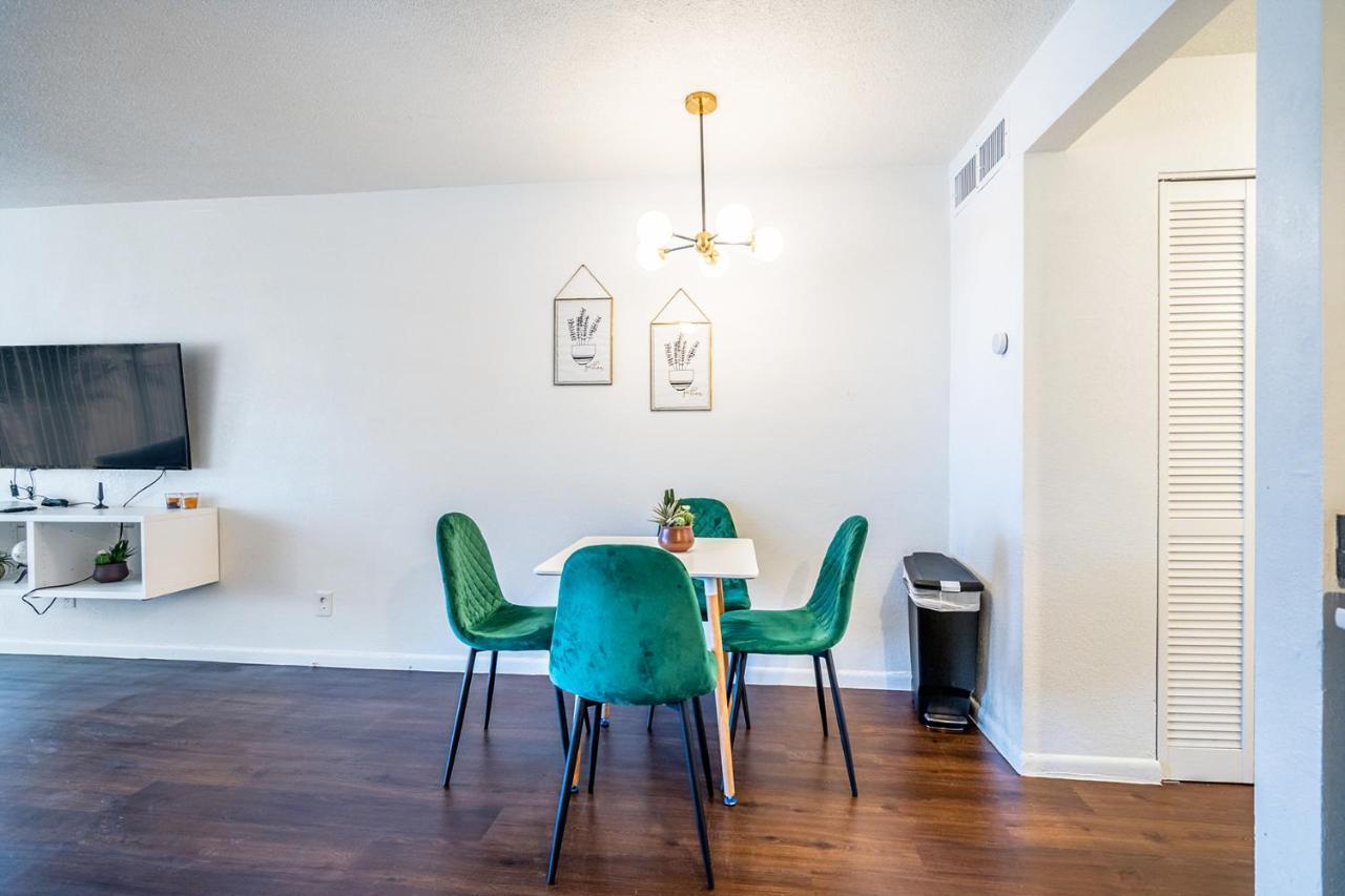 Stylish Apts In Oakland Park Near Ft Lauderdale * Fort Lauderdale