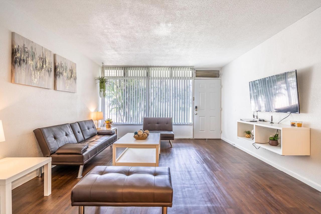 Stylish Apts In Oakland Park Near Ft Lauderdale Apartment