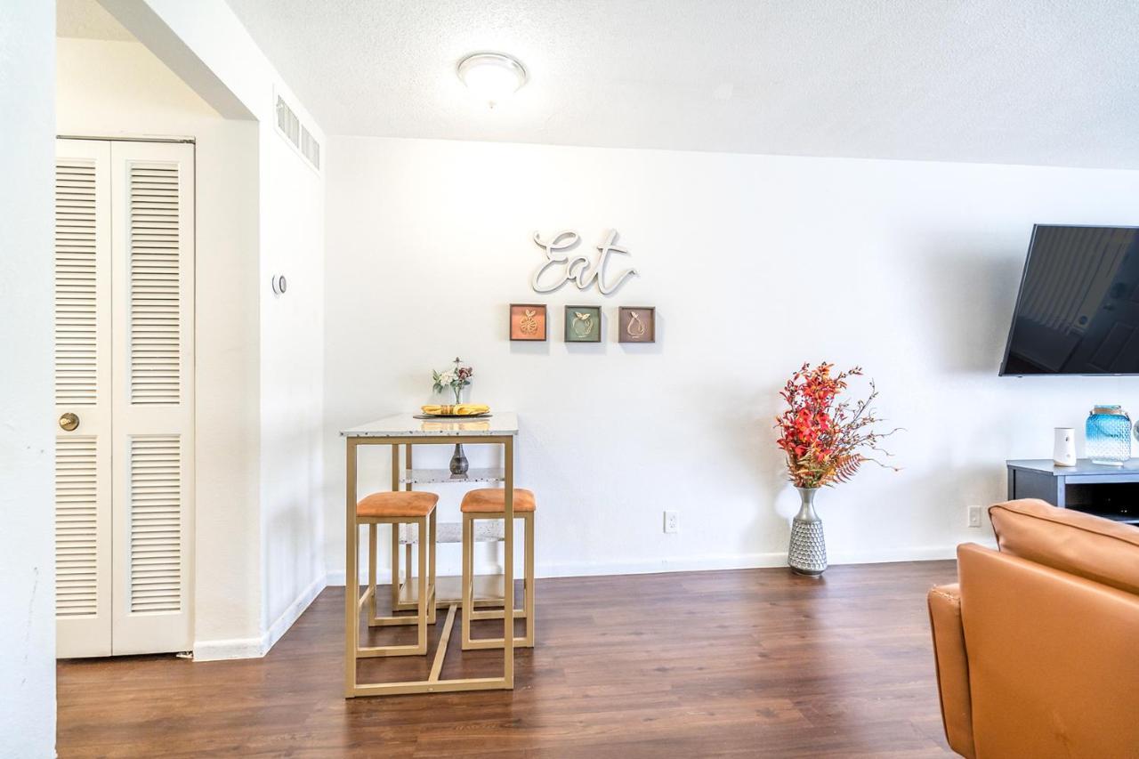 Stylish Apts In Oakland Park Near Ft Lauderdale Fort Lauderdale