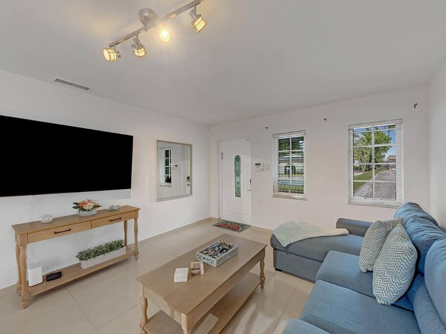 Holiday home Supervilla - Lakefront - Sunsets, Kayaks, Grill Fort Lauderdale